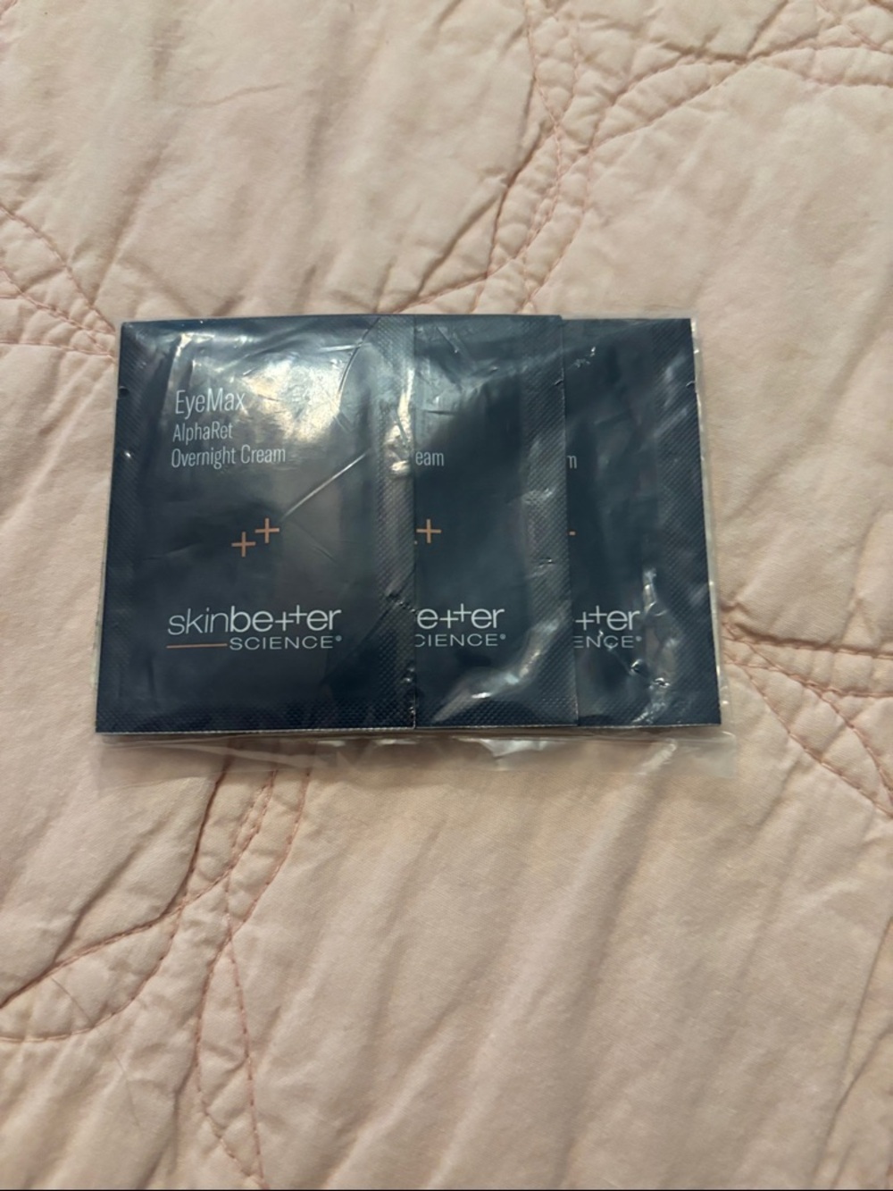 New EyeMax AlphaRet Overnight Cream sample packs lot of 10